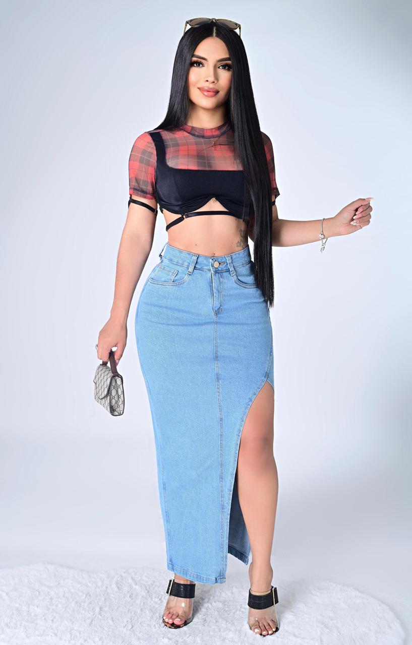 Falda en Jeans con Abertura Latera