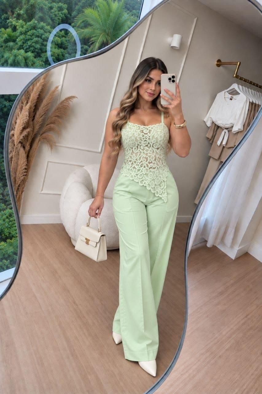 Conjunto 2 Piezas Pantalón Palazzo + Blusa en Blonda
